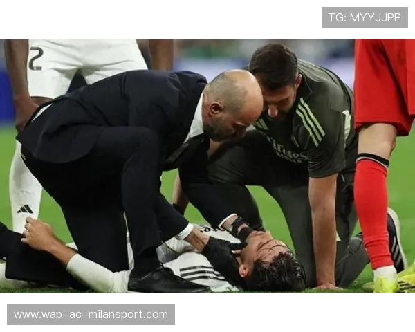 皇马欧冠末轮负于费内巴切，阿森西奥与罗德里戈染红无缘附加赛